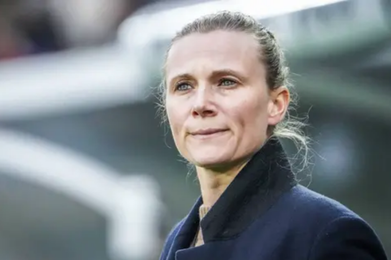 Kathleen Krüger: Karriere, HSV & Privatleben